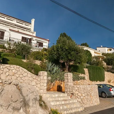 Direkt Am Baska (Krk)