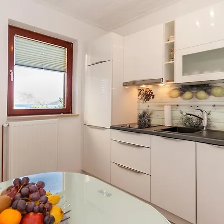 Apartment Direkt Am Baska (Krk)
